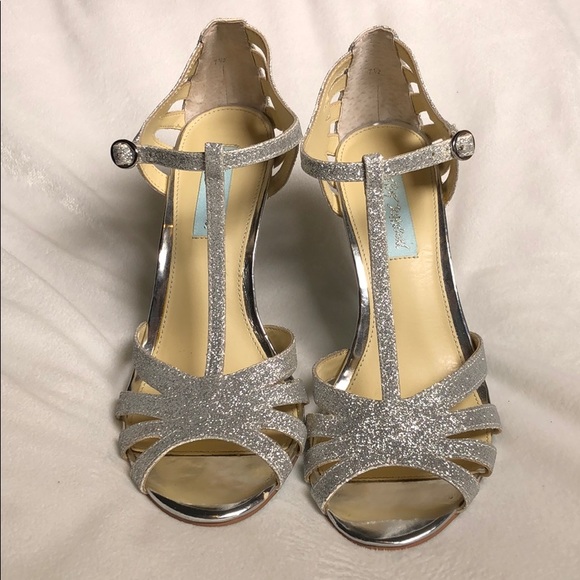 Betsey Johnson silver glitter sparkle Strappyheels - Picture 5 of 8